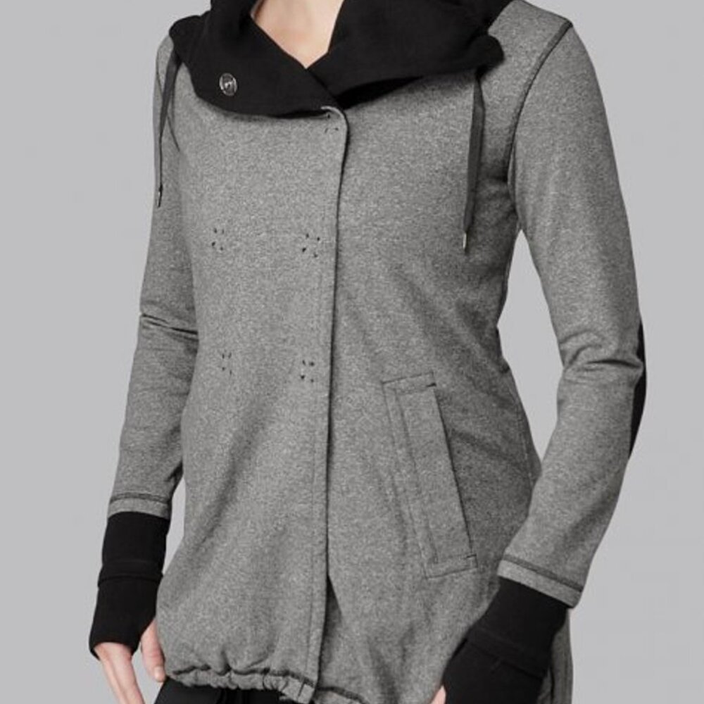 LULULEMON Gratitude Wrap Jacket: Static Charcoal w/Purple Stripe Lining Size 8